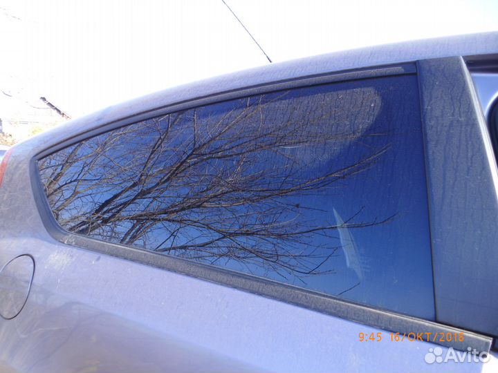 Стекло глухое заднее правое Ситроен С4, купе