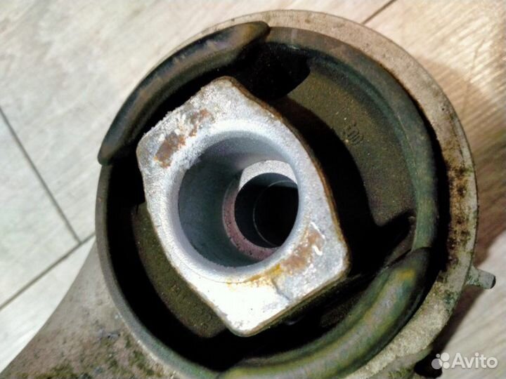 Балка подвески задняя Bmw 528I E39 M52 06/2000