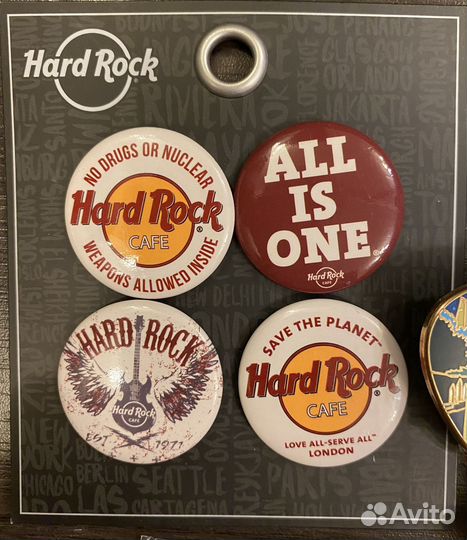 Значки Hard Rock Cafe