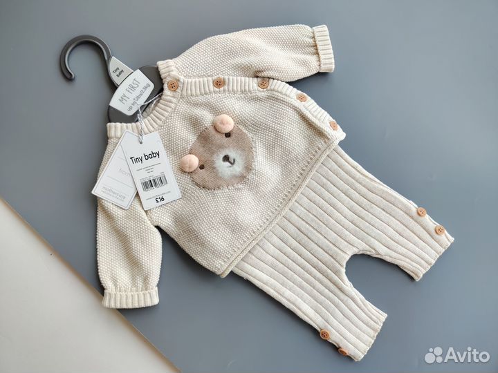 Новый костюм для малыша 2,3 кг Mothercare