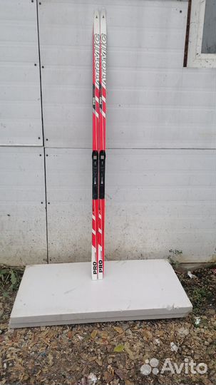 Беговые лыжи atomic pro