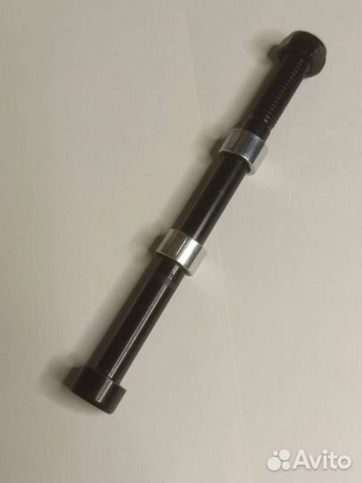 Ось трюкового самоката задняя