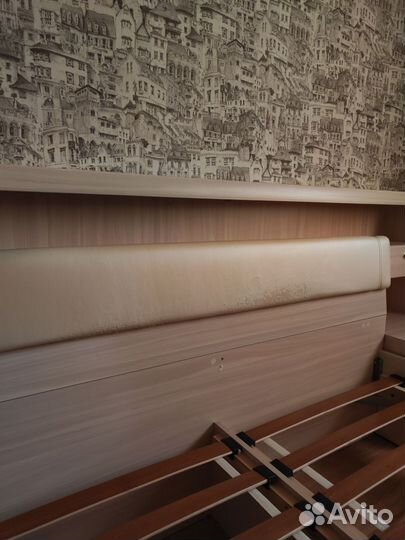 Спальный гарнитур бу