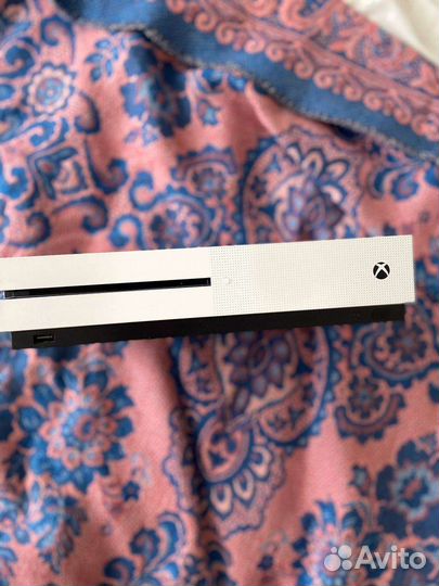 Xbox One S 1tb