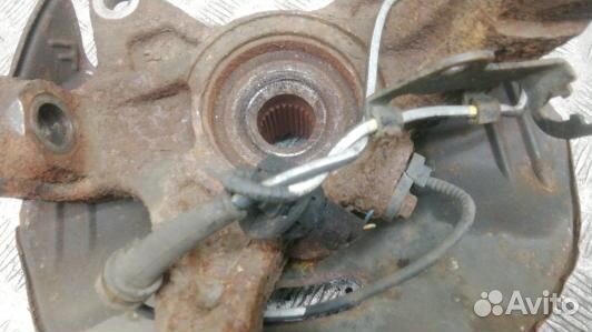 Ступица передняя правая honda insight 2 (HVN17N901