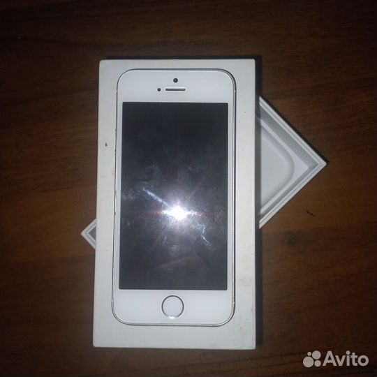iPhone 5S, 16 ГБ