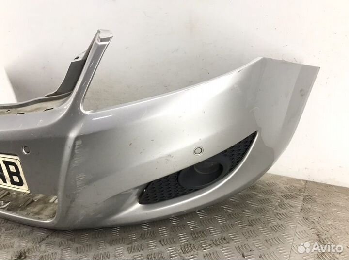 Бампер передний Opel Zafira B 1.6 I 2006