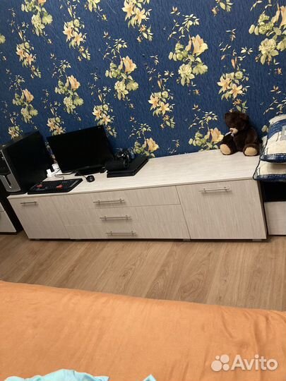 Тумба под телевизор