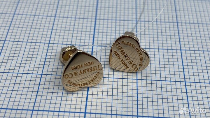 Золотые серьги пуссеты Тиффани