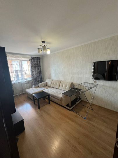 2-к. квартира, 60 м², 9/9 эт.