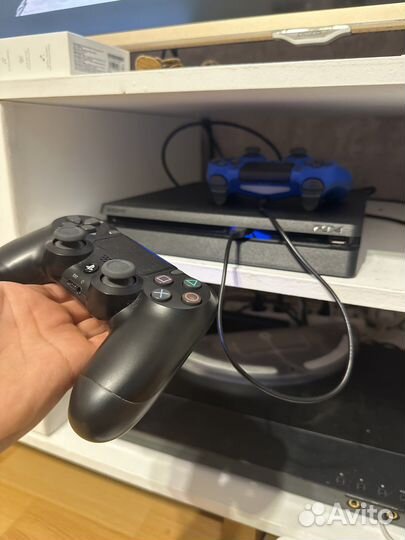 Sony PS4 slim 1tb