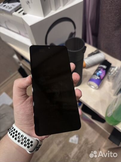 Экран google pixel 8 pro есть микрополоса