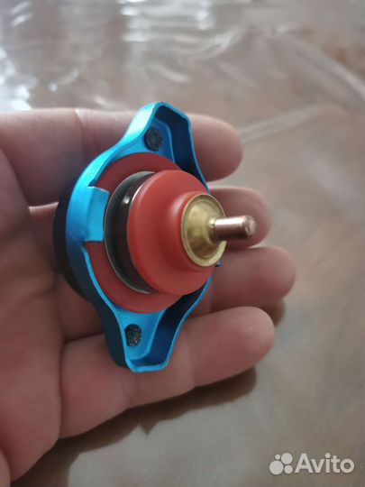 Крышка от радиатора