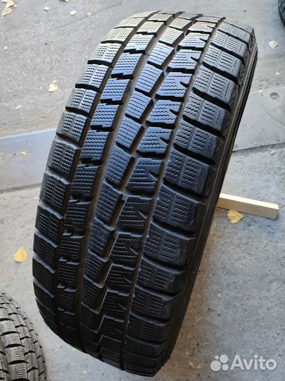 Dunlop SP Winter Maxx WM01 215/50 R17