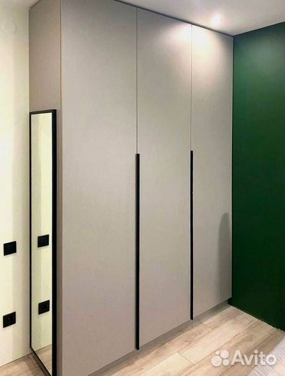 Шкафы распашные на заказ от производителя