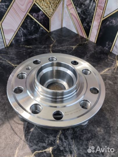 Ступица в сборе новая C class W205