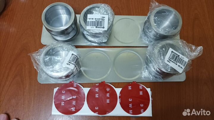 Набор баночек для специй на магните