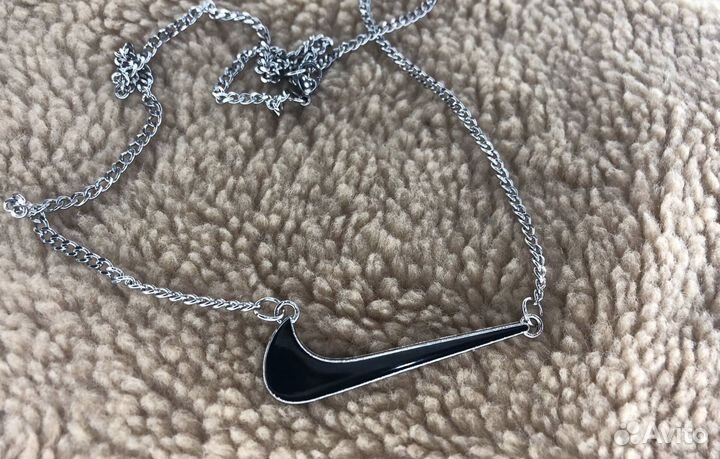 Подвеска Nike
