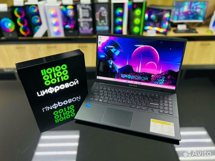 Новый мощный ноутбук 15,6