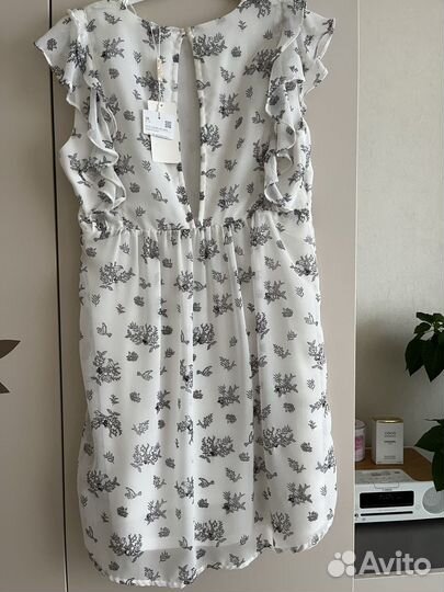 Платье праздничное 36 (42) размер новое