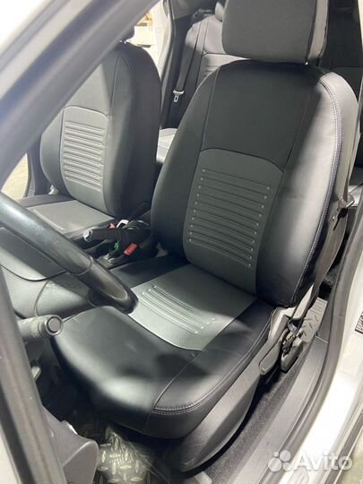 Чехлы Renault Duster чёрно-серые