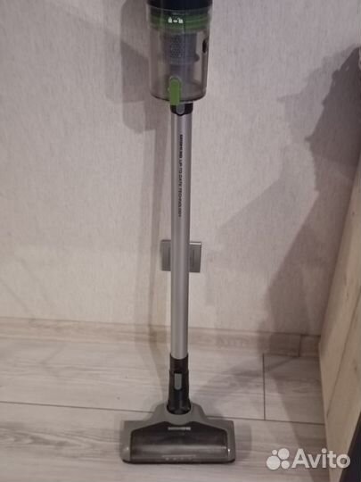 Вертикальный пылесос