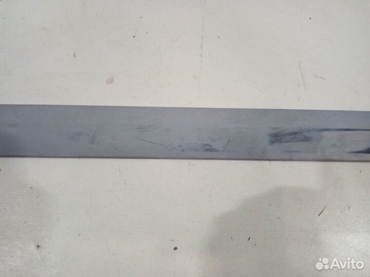 Накладка двери передняя левая LADA Granta 2011