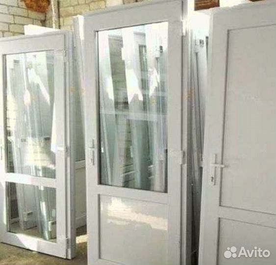 Пластиковые двери с гарантией с завода