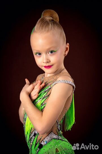 Прическа и макияж для гимнастки на соревнования