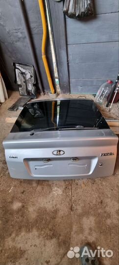 Крышка багажника,пятая дверь priora 2172