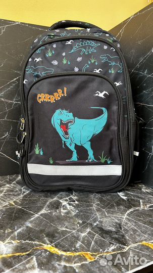 Рюкзак школьный для мальчика новый