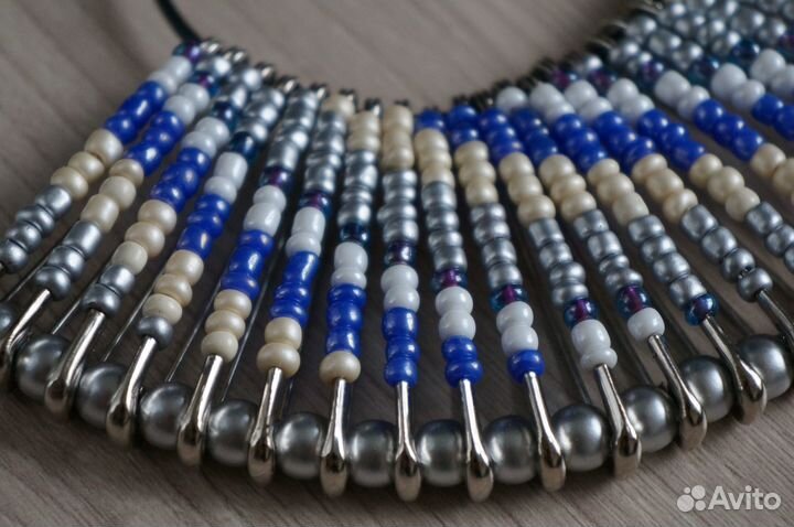 Ожерелье из бисера