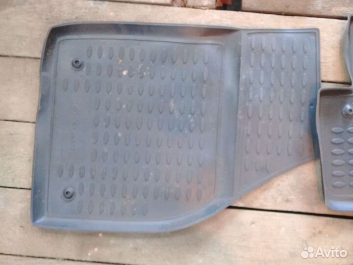 Автомобильные коврики резиновые volvo s40