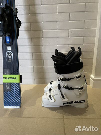 Горнолыжные ботинки