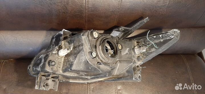 Фара правая mazda mpv lw3w Stanley p3812