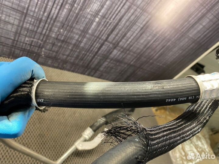 Шланг кондиционера Chevrolet Trailblazer GMT360