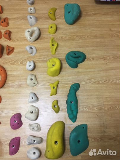 Зацепы для скалодрома фирмы Aztec