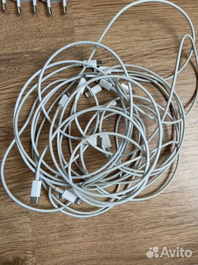Зарядка на iPhone