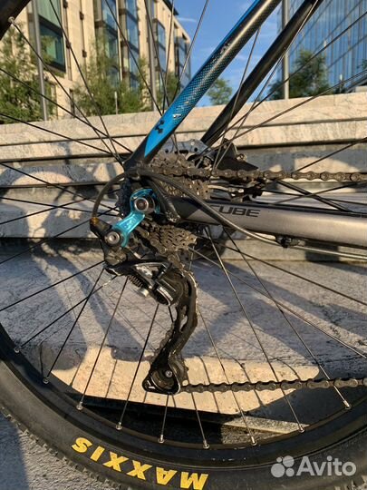 Cube attention sl 29