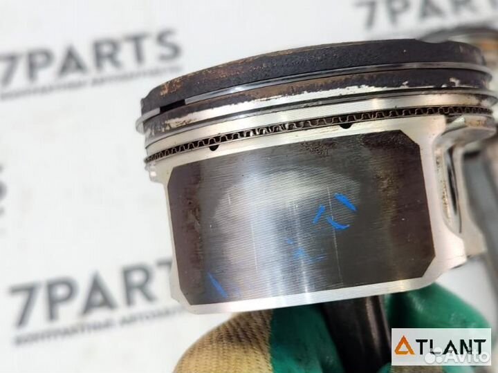 Поршень с шатуном nissan march