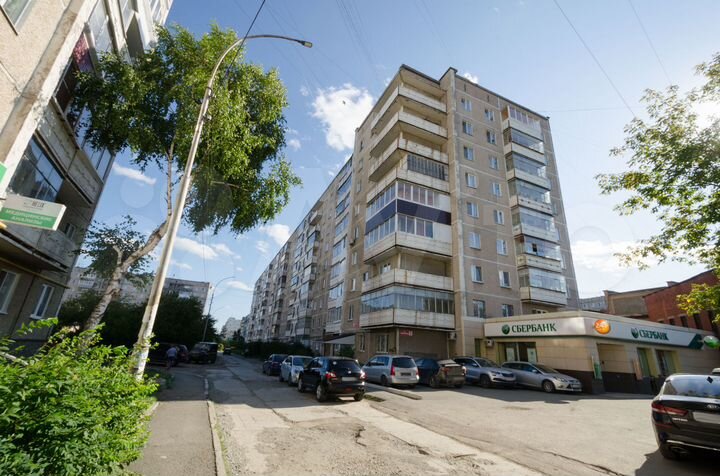 4-к. квартира, 74 м², 9/9 эт.