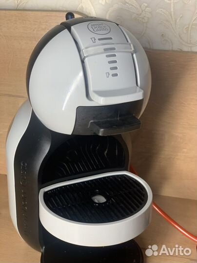 Кофемашина Dolce Gusto