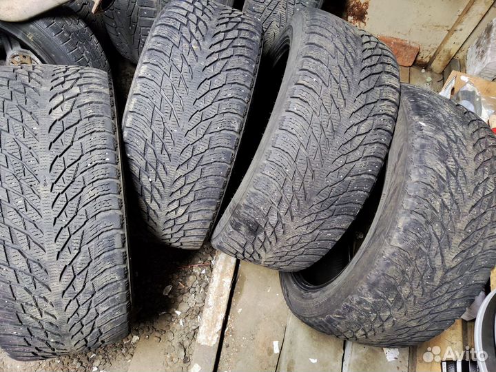 Nokian Tyres Hakkapeliitta R3 SUV 285/45 R22 114T