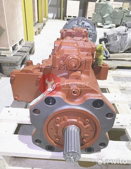 Гидравлический насос Hyundai 31NA-10021