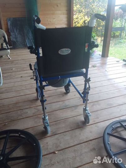 Коляска инвалидная