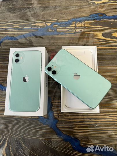 iPhone 11, 64 ГБ