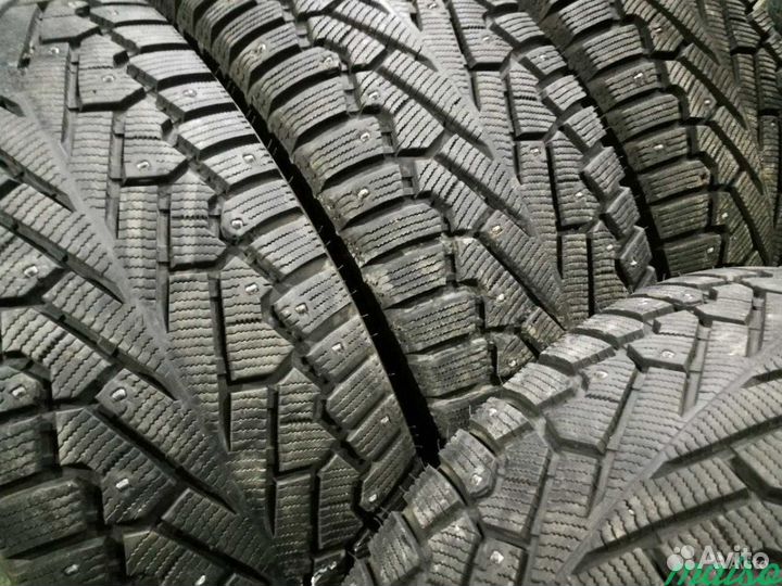 Pirelli Ice Zero 215/55 R17