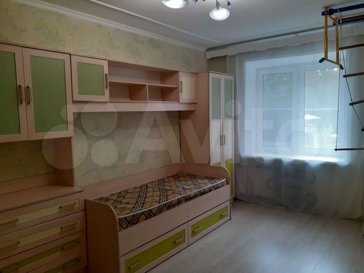 2-к. квартира, 49 м², 2/5 эт.
