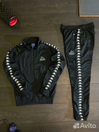 Спортивный мужской костюм Kappa