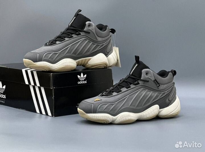 Мужские зимние кроссовки adidas